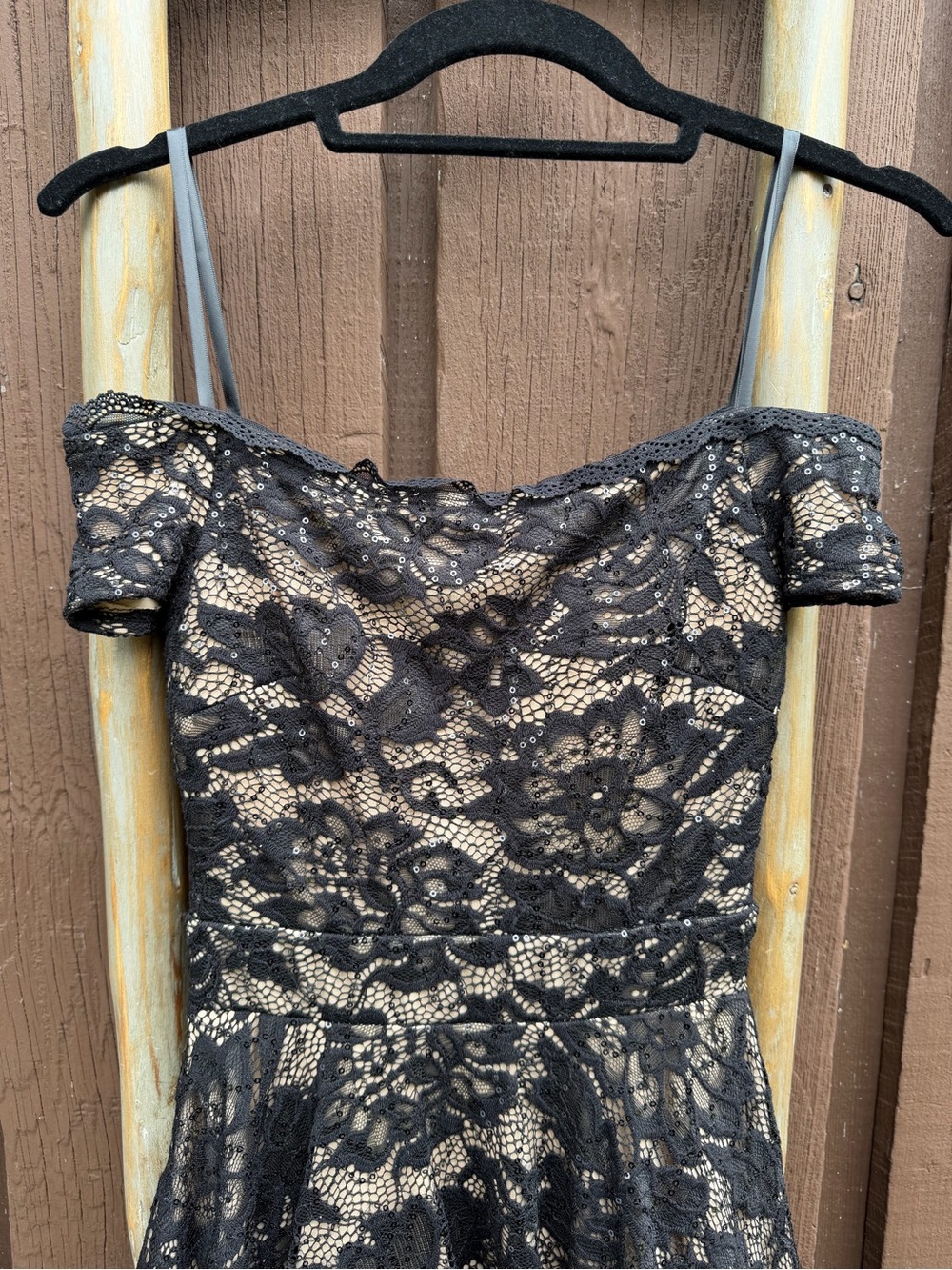 B. Darlin Black Lace Formal Dress Juniors Size 0